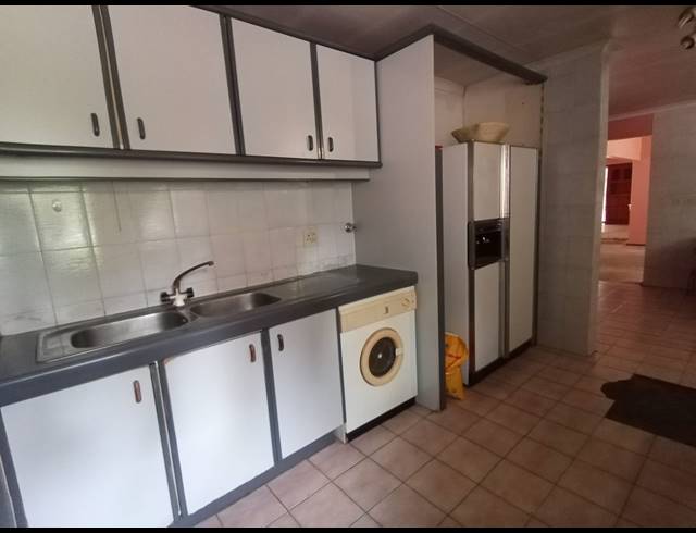 3 BEDROOM HOUSE FOR SALE IN THREE RIVERS PROPER